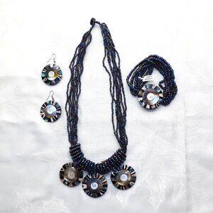 Twisted Multi Strand Iridescent Bead Necklace w/Faux Abalone Shell Necklace Set